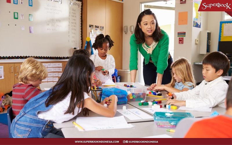 Menjadi Guru Sekolah Minggu yang LUAR BIASA!